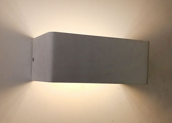 Luz moderna blanca de aluminio de la pared 9w del color los 20*10*8cm de la prenda impermeable