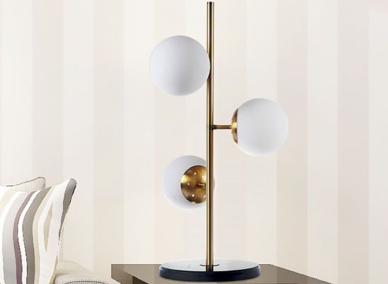 Lámparas modernas de Nightstand del oro de la fuente de luz E27 de la altura los 37cm del diámetro los 65cm