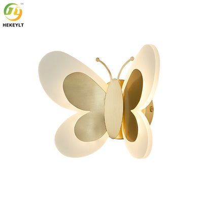 La luz moderna de la pared de la mariposa del LED toda la silicona del cobre se gelifica color de cobre amarillo material