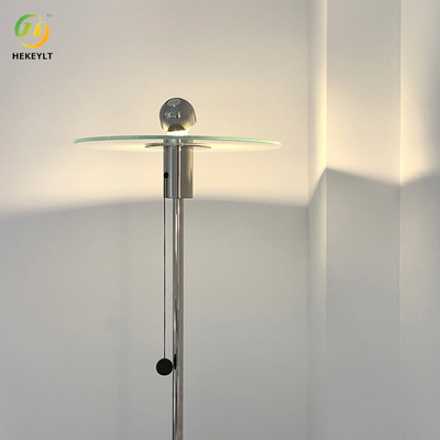 Lámpara de suelo de metal LED nórdica simple Lámpara de cristal de hotel de dormitorio moderno