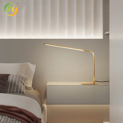JYLIGHTING Moderno minimalista de lujo de metal de cobre LED estudio luces de lectura protección ocular lámpara de cama lámpara de noche